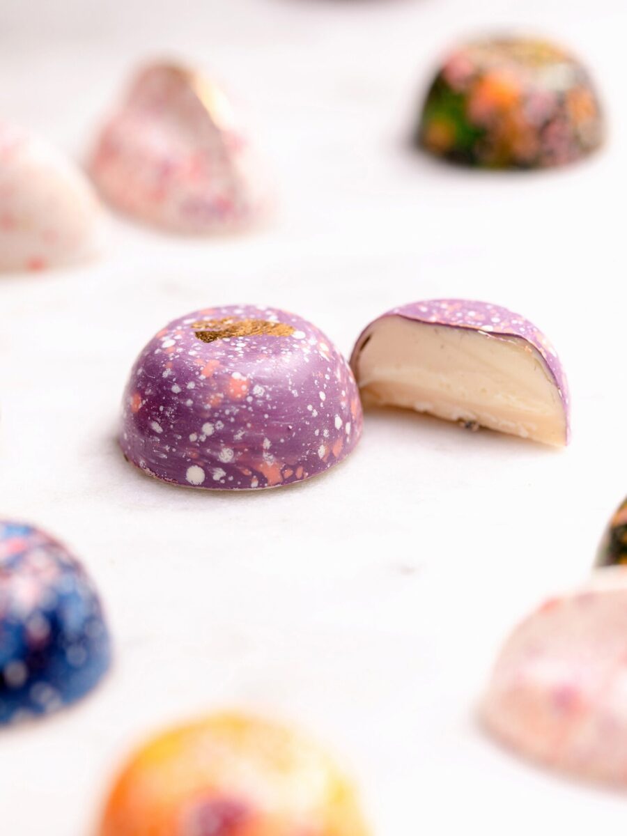 Praline artizanale pictate Lavender Dream